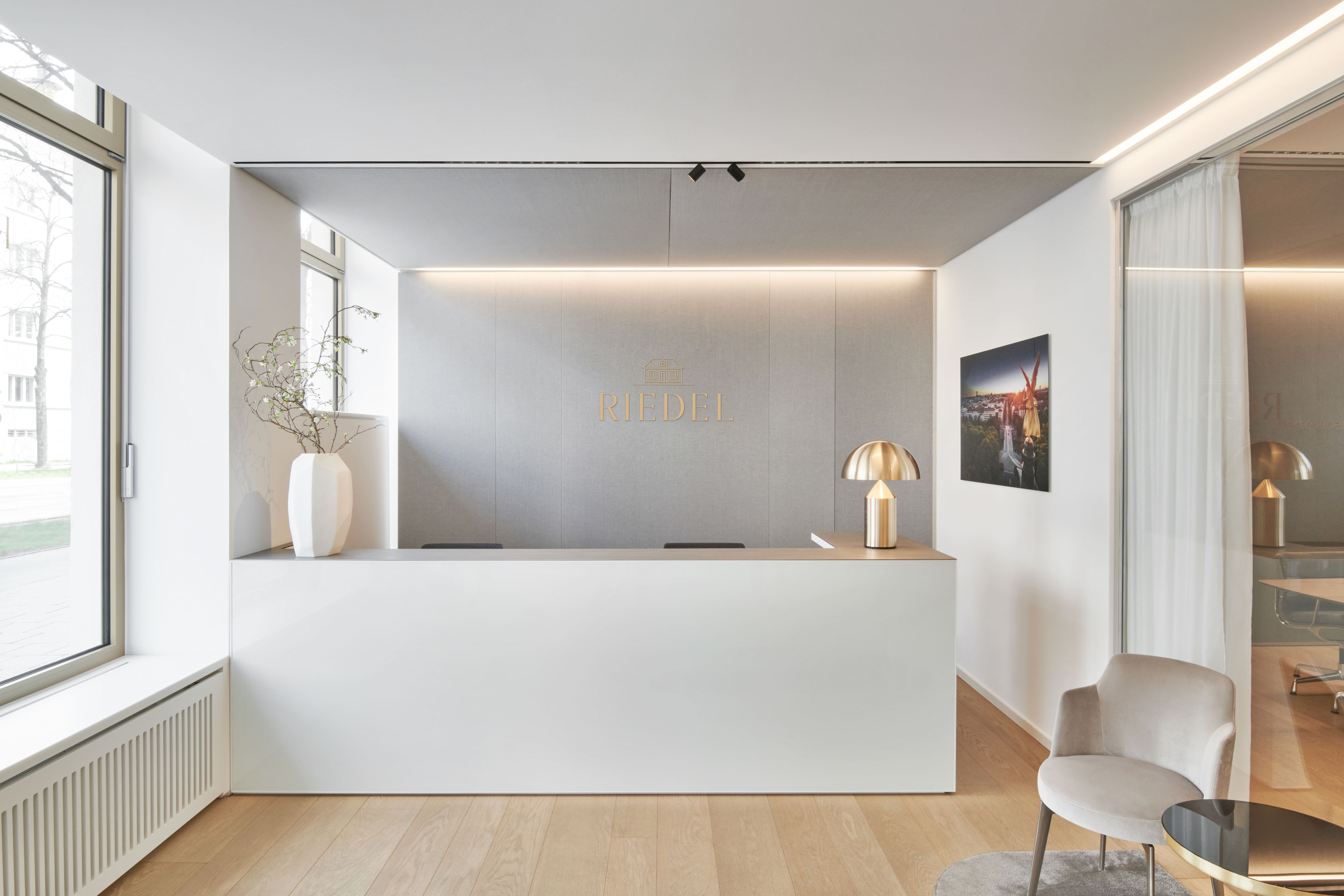 Reimann Architecture Interior Design Office Immobilien Riedel modern luxury edel