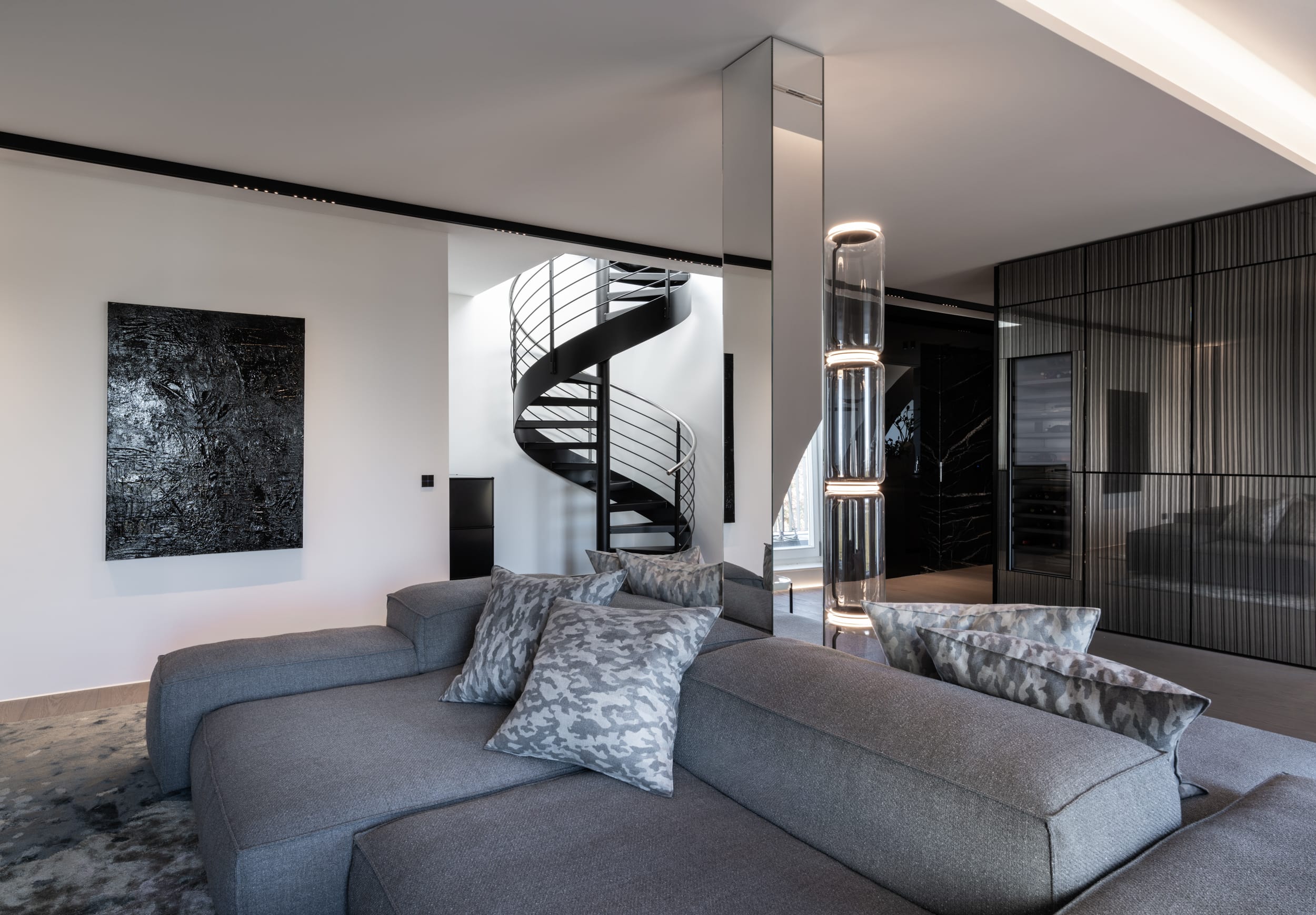 Reimann Architecture Interior Design Living Room Black Marble Mirror Art Living Divani